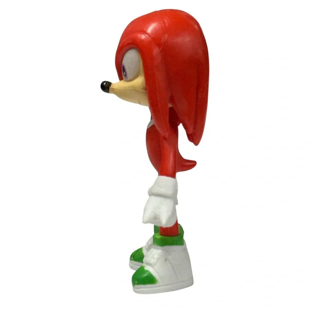 Sonic the Hedgehog Knuckles the Echidna Red w/Green Shoes 4